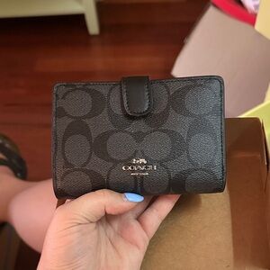 Coach Signature Black/Charcoal Wallet